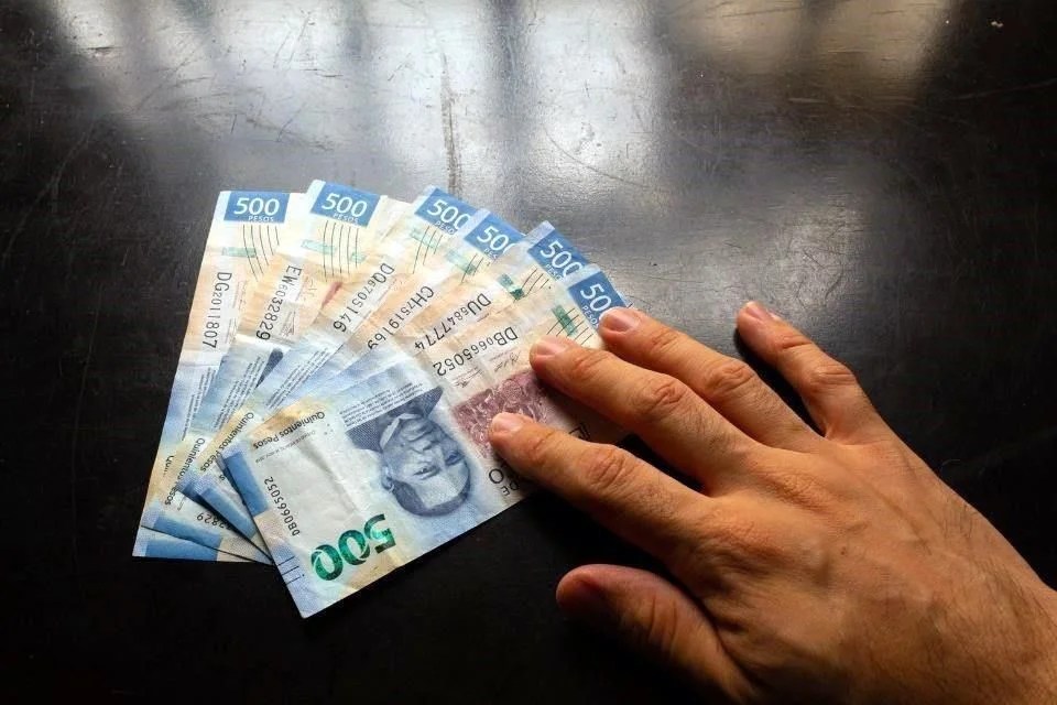 Proponen que el gobierno reembolse gastos en medicinas cuando no tenga&nbsp;existencia