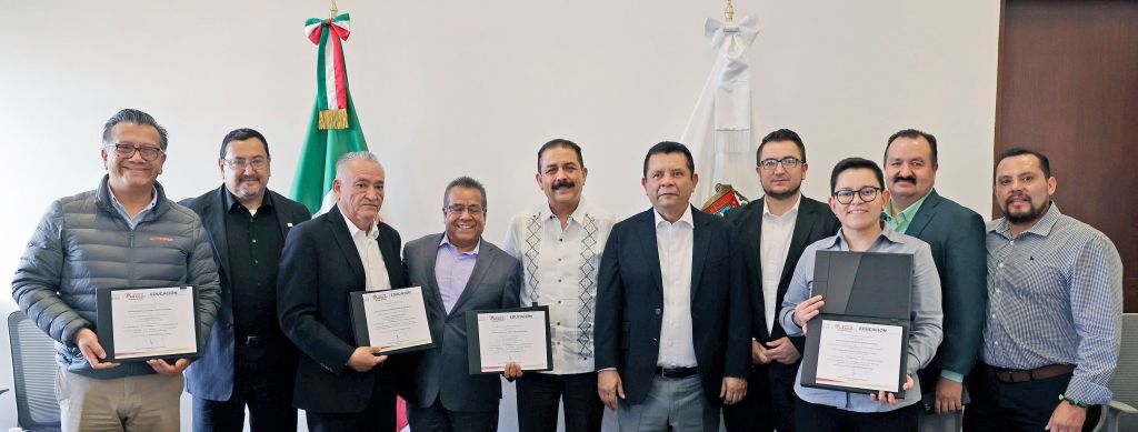 Entrega Gobierno del Estado de México acuerdos de incorporación a instituciones educativas particulares en cinco municipios&nbsp;mexiquenses.