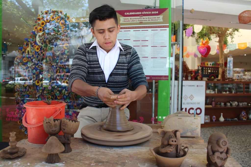 Participan maestras y maestros del arte popular mexiquense en el Festival Cultural&nbsp;TransformARTE.