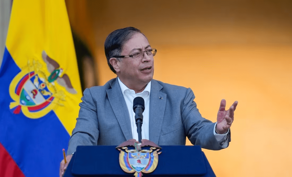 Colombia califica declaración de la OEA sobre Venezuela como «saludo a la bandera», pues no es parte del&nbsp;organismo.