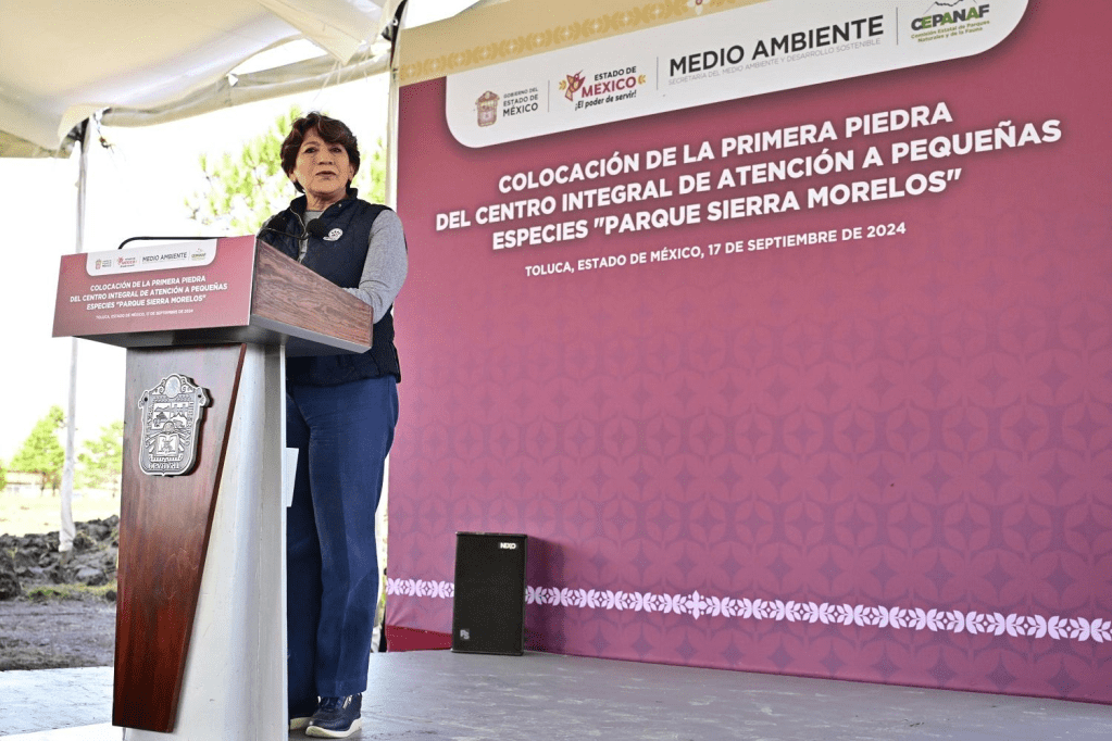 Gobernadora Delfina Gómez Álvarez coloca la primera piedra del Centro Integral de Atención a Pequeñas Especies en&nbsp;Toluca.