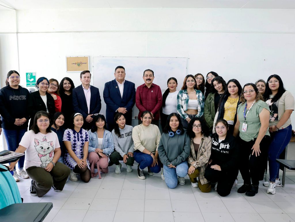 Transforma Gobernadora Delfina Gómez Álvarez la educación con obras y equipamiento en escuelas de&nbsp;Ecatepec.