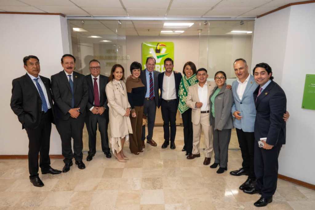 En San Lázaro, concilia “Pepe” Couttolenc con diputados federales en la gestión de recursos para el&nbsp;Edoméx.