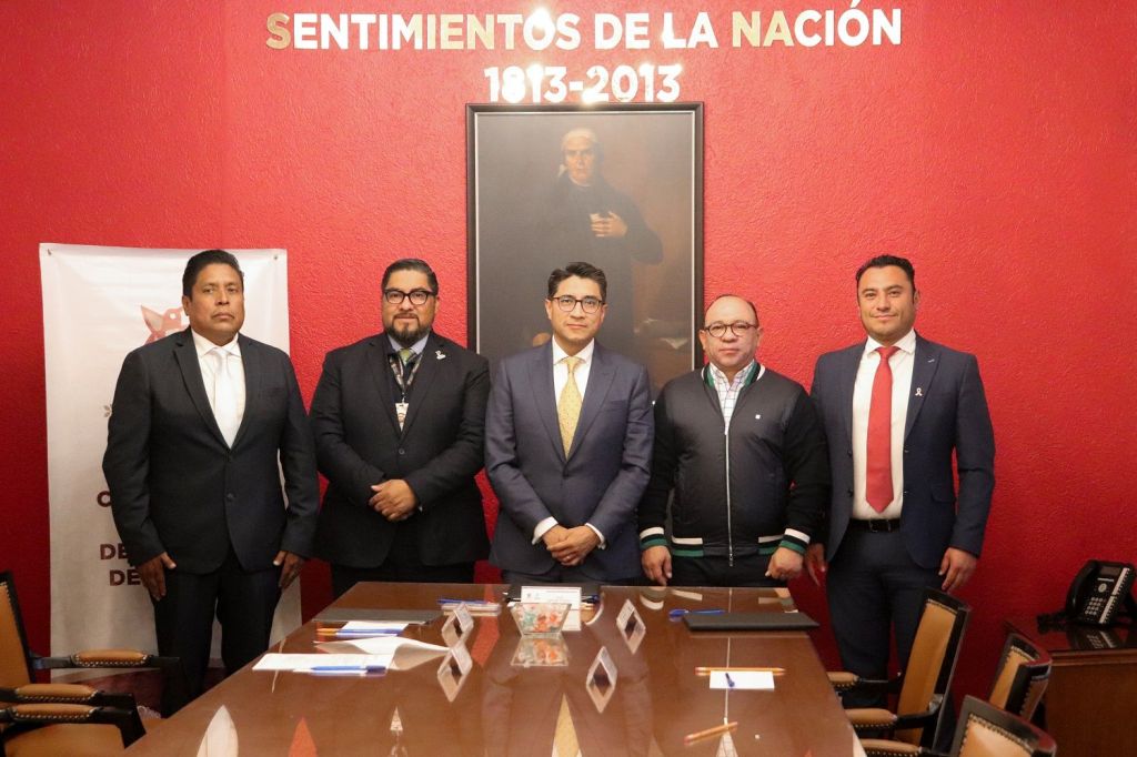 Fomentan GEM y Zinacantepec certeza jurídica a personas usuarias y propietarias de&nbsp;negocios.