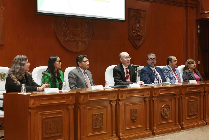 Contribuirá UAEMéx al fortalecimiento de la libertad de expresión de periodistas y personas defensoras de los derechos&nbsp;humanos.