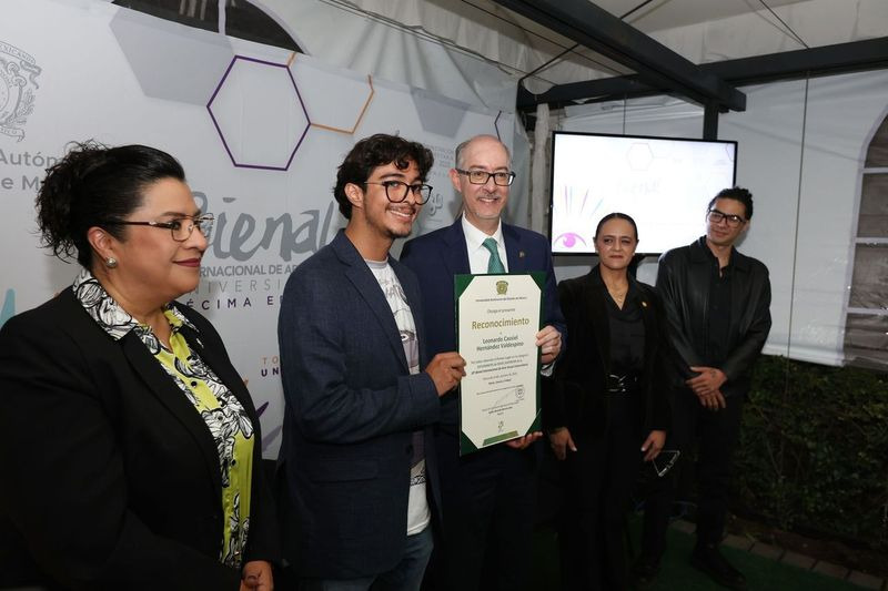 Inaugura UAEMéx exposición de la 10° edición de la Bienal Internacional de Arte Visual&nbsp;Universitario.