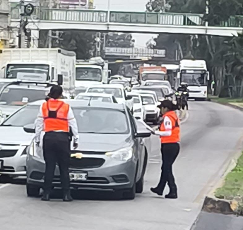 Inhiben Secretarías de Seguridad, Movilidad y municipios invasión de carril confinado en líneas de&nbsp;Mexibús.