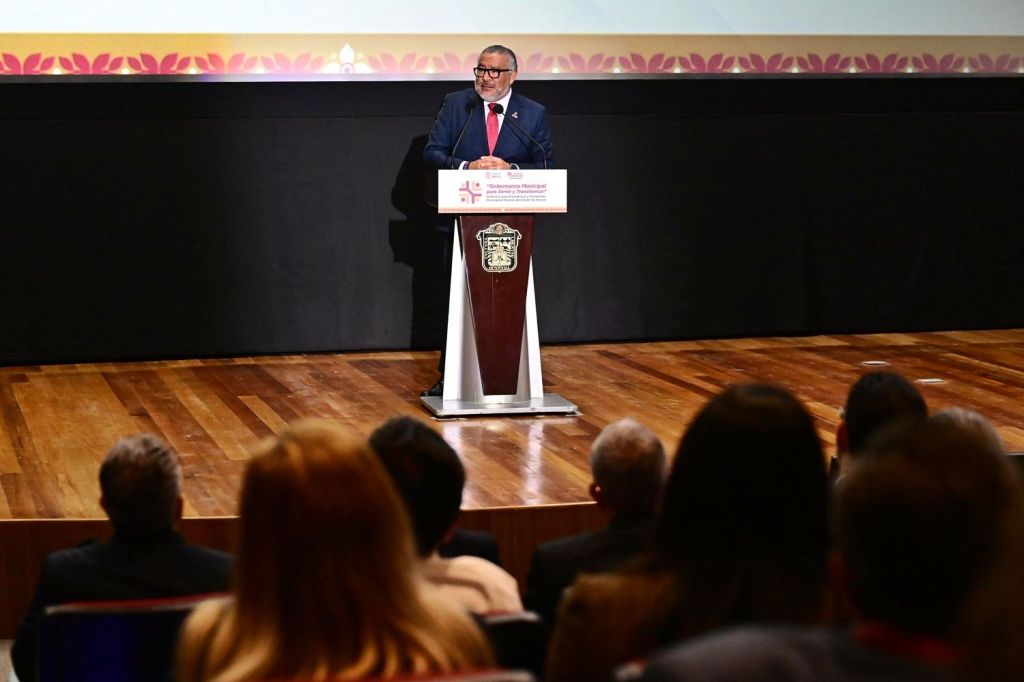 EdoMéx fortalece relación con presidentes municipales electos: no habrá divisiones, solo trabajo y unidad con la Gobernadora Delfina Gómez Álvarez, afirma Horacio Duarte&nbsp;Olivares.