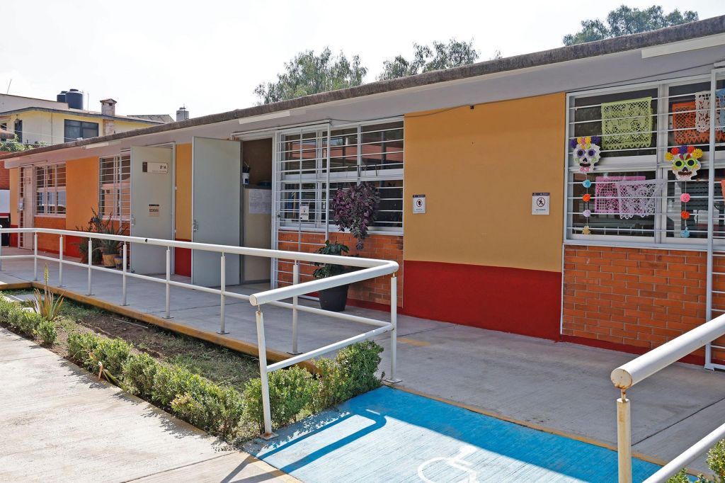 Construye Gobernadora Delfina Gómez Álvarez nuevo plantel de la Universidad Mexiquense del Bicentenario en&nbsp;Tepetlaoxtoc.