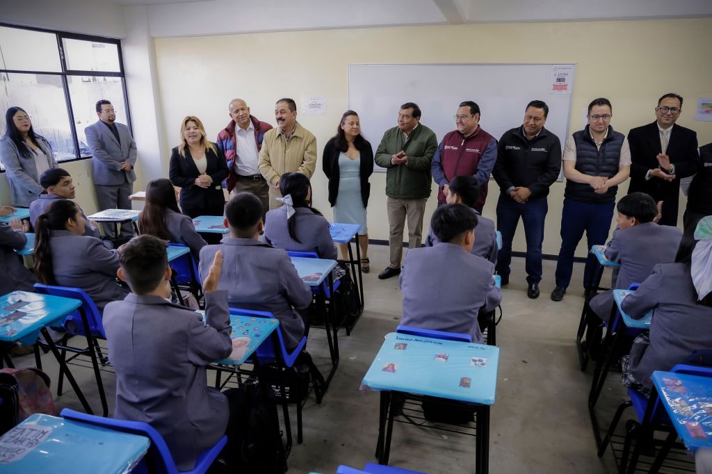 Recibe CBT No. 3 de Nextlalpan Clave de Centro de Trabajo; fortalecen educación técnica y amplían oferta en medio&nbsp;superior.