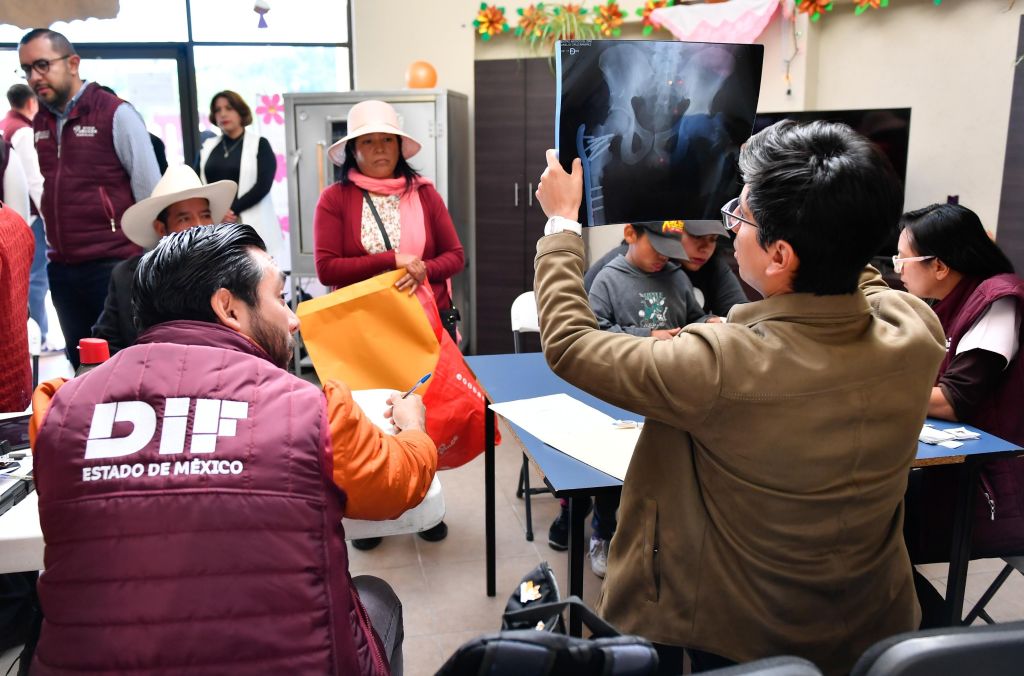 Ofrecen en Jornadas DIFEM más de 300 asesorías de restitución de derechos de niñas, niños y&nbsp;adolescentes.