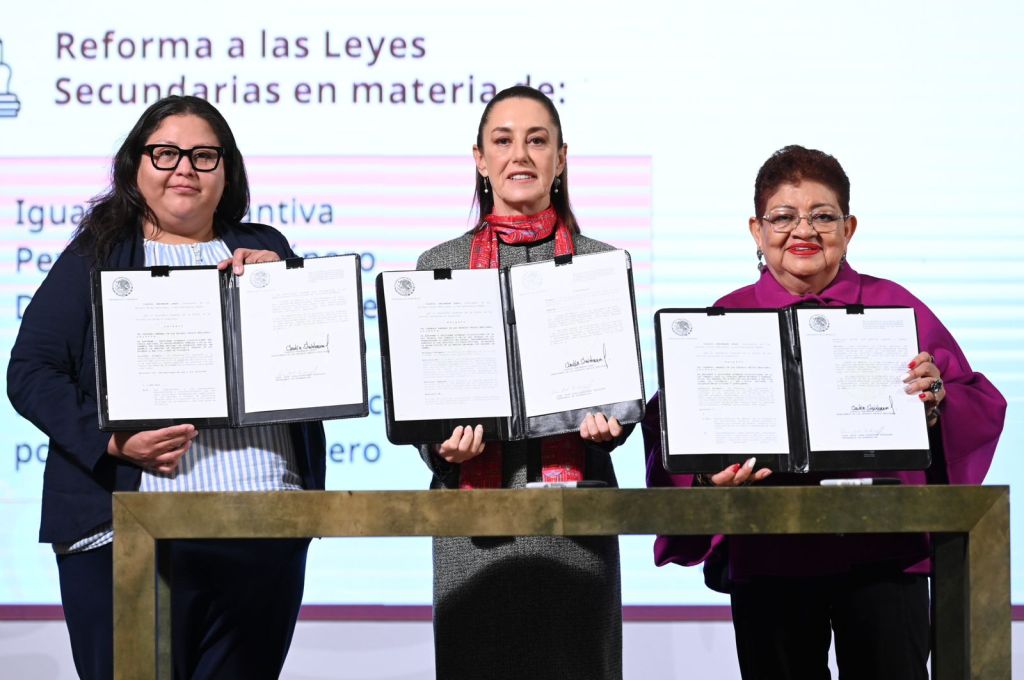 Firma Presidenta Claudia Sheinbaum Pardo Decreto por el cual se Reforman Leyes Secundarias para proteger a Las Mujeres en&nbsp;México.