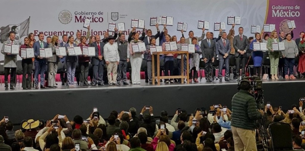 Un evento que pudo marcar una diferencia importante se convirtió solo en uno de&nbsp;proselitismo.