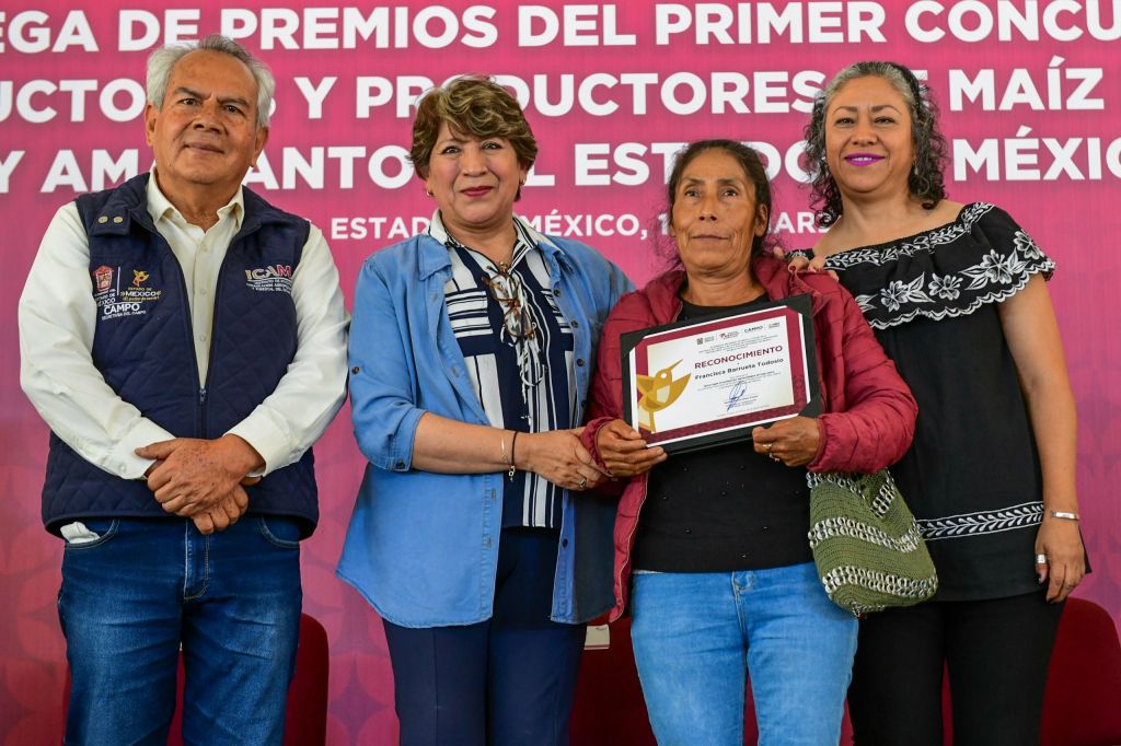 “Pueden imponer aranceles, pero no se pueden llevar nuestro campo” afirma Gobernadora Delfina Gómez Álvarez en entrega de apoyos a productores agrícolas&nbsp;mexiquenses.