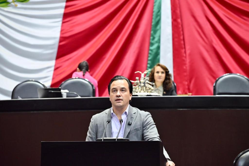 Pide Diputado del PRI Emilio Suárez utilizar nuevas Tecnologías para lograr La Cobertura Universal en&nbsp;Salud.