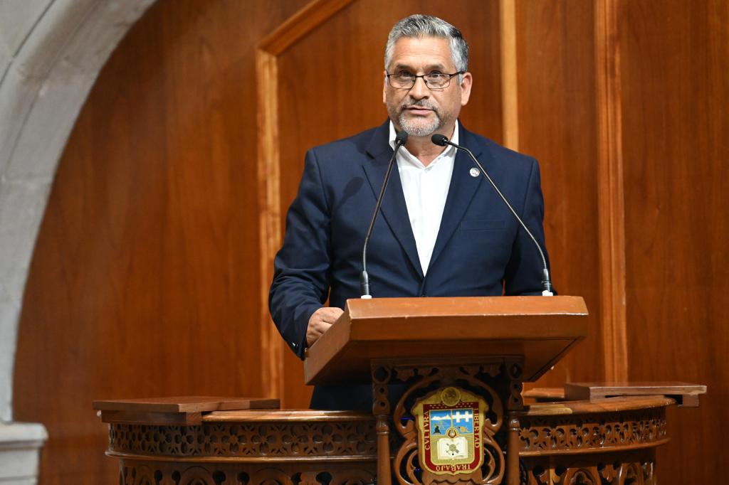 Promueve Gerardo Pliego mejorar procesos de&nbsp;adopción.