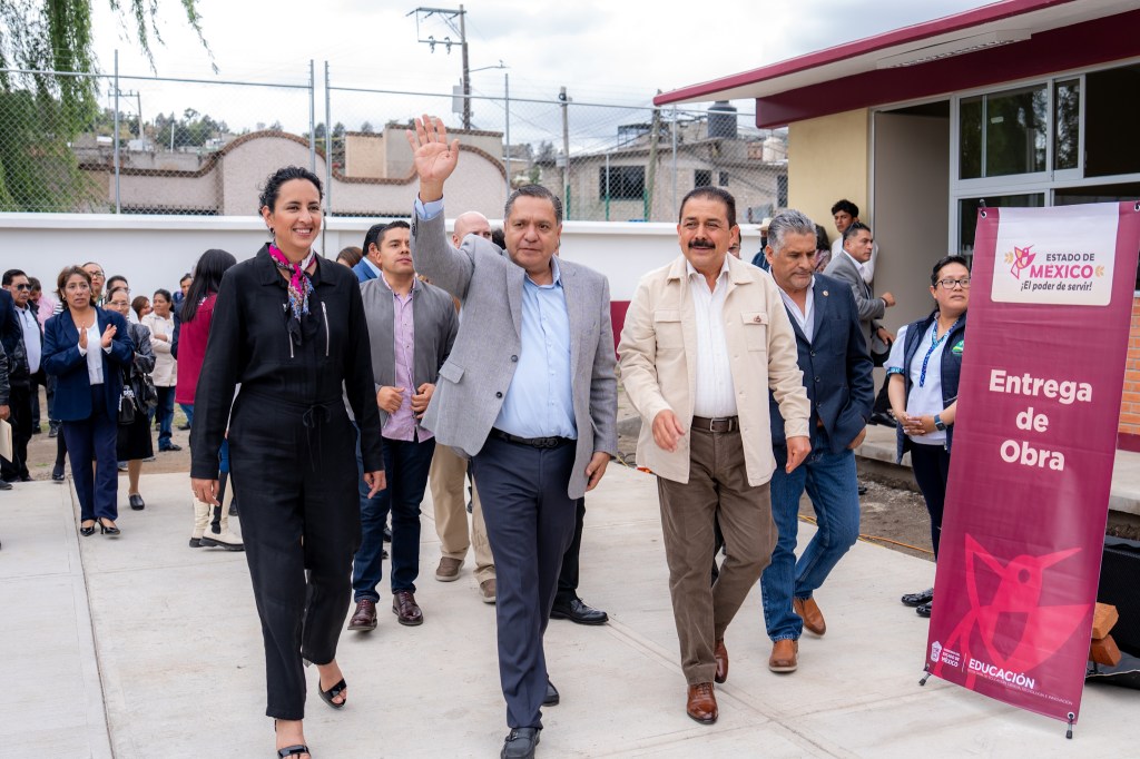 Conjuntan esfuerzos Gobierno Estatal y Municipal para mejorar instalaciones educativas en&nbsp;Toluca.