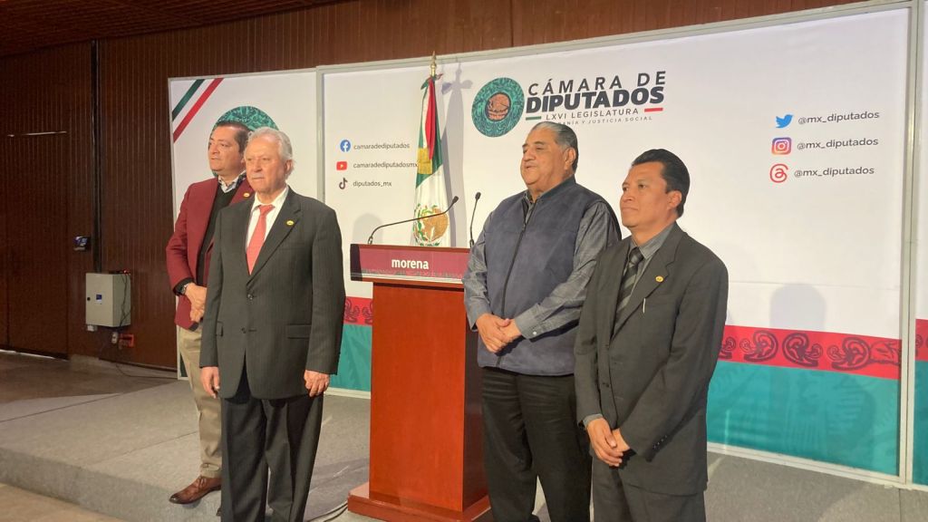 Diputado Federal Francisco Javier Borrego exige freno a la sobrerregulación local que vulnera al autotransporte federal de&nbsp;carga.