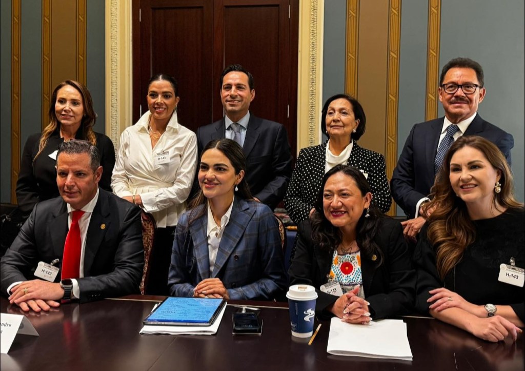Congresista Nydia Velázquez presentará enmienda contra impuesto a remesas tras diálogo con senadores&nbsp;mexicanos.
