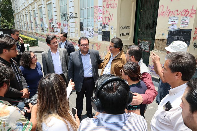 Primer Acto Público del encargado del despacho de la Rectoría de la Universidad Autónoma del Estado de México (UAEMéx), Isidro Rogel&nbsp;Fajardo.