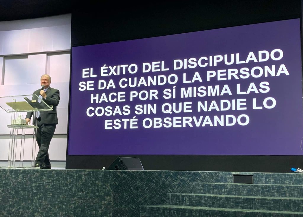 De Creyentes a&nbsp;Discípulos.