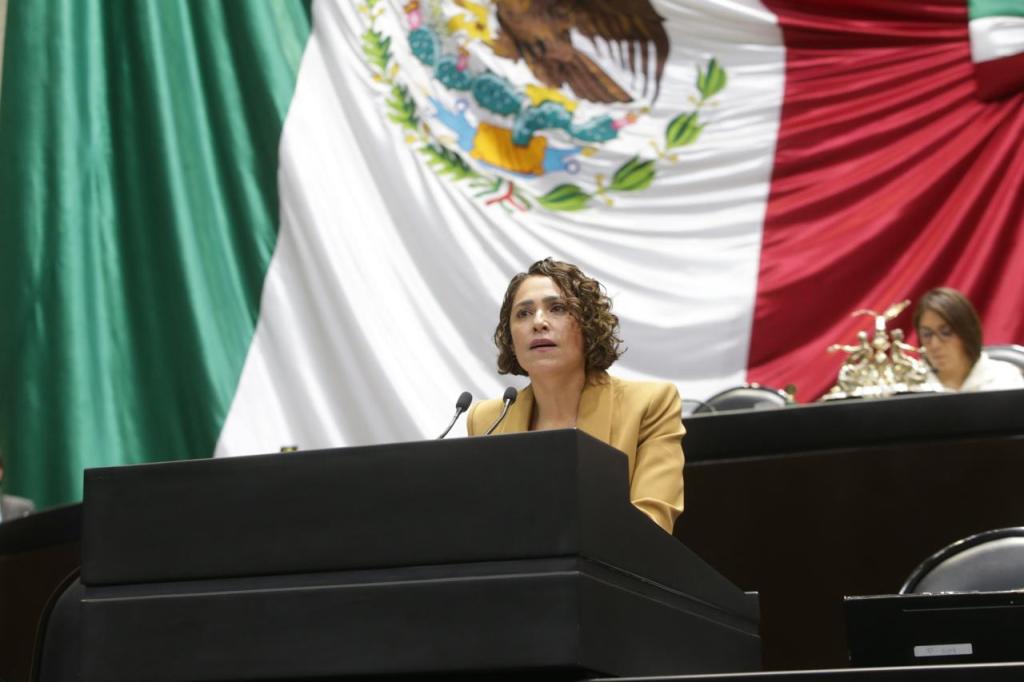 Diputada Federal del PRI Abigail Arredondo Ramos propone Regular consumo de Bebidas Energizantes para Proteger la Salud&nbsp;Pública.