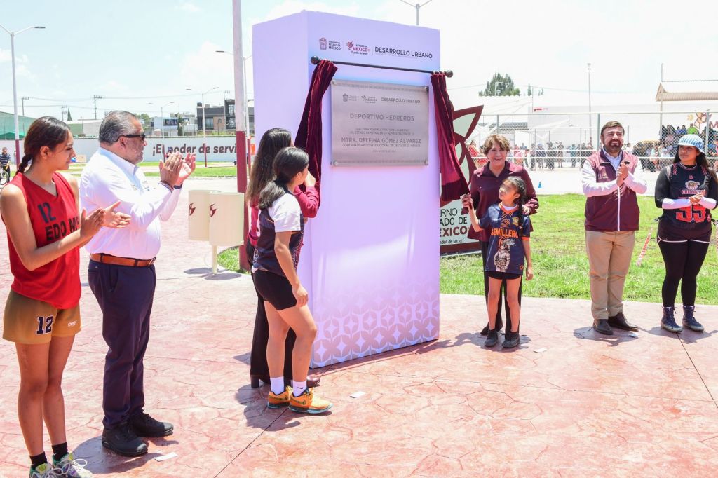 Gobernadora Delfina Gómez renueva espacios públicos; entrega el Deportivo Herreros en&nbsp;Chimalhuacán.