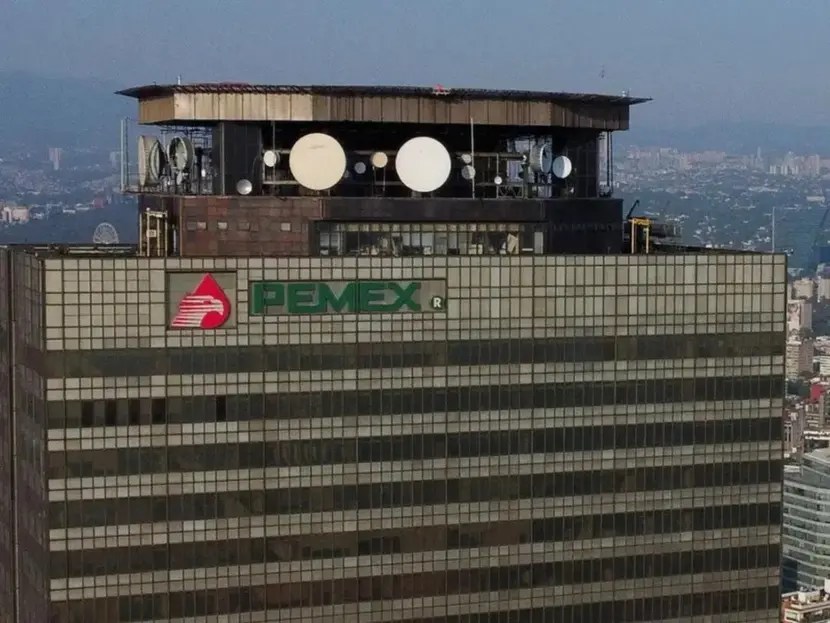 Sheinbaum pide revisar contratos de Pemex por supuestos&nbsp;sobornos.