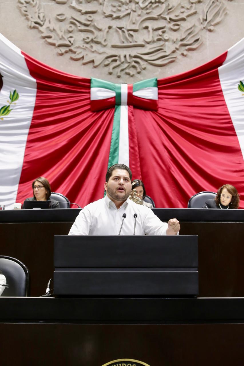 Impulsa Diputado Federal del PRI Carlos G. Mancilla Etiquetado Oficial para garantizar potabilidad de Agua&nbsp;Embotellada.