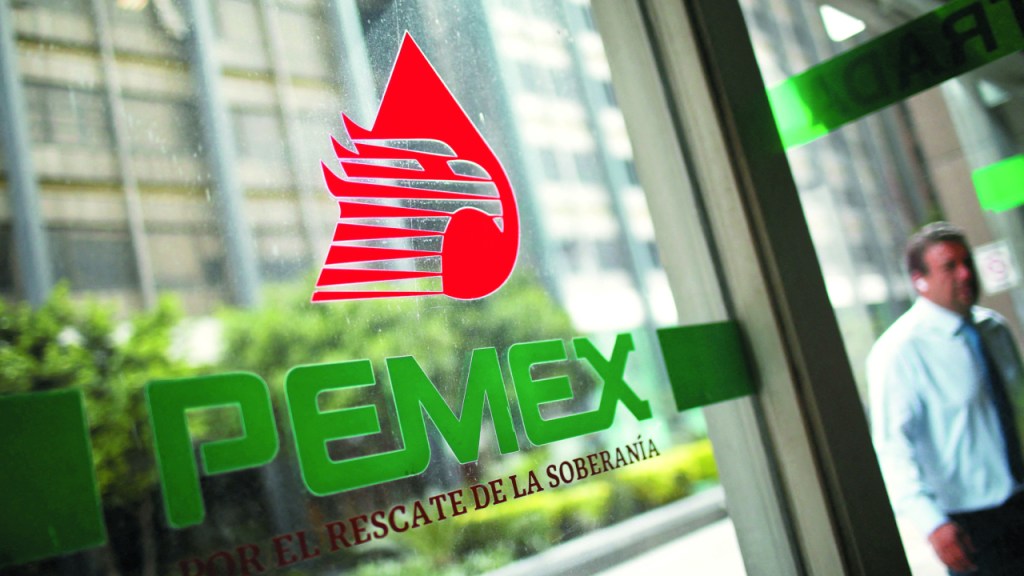 Exportaciones de crudo de Pemex subieron en julio, pero procesamiento se mantiene a la&nbsp;baja.
