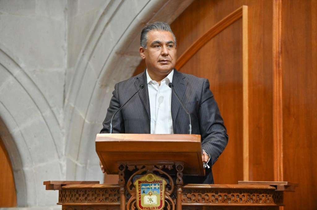 Debaten en Congreso sobre avances y pendientes en el sector&nbsp;salud.