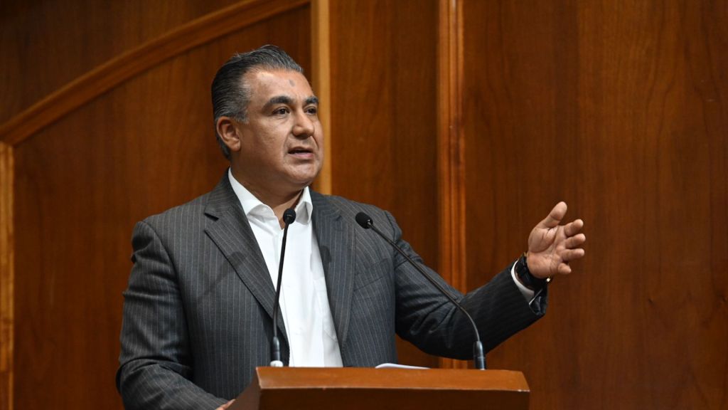 Diputado Local Octavio Martínez Vargas exige desafuero del Diputado Federal Fernando Vilchis por nexos con el Crimen&nbsp;Organizado.