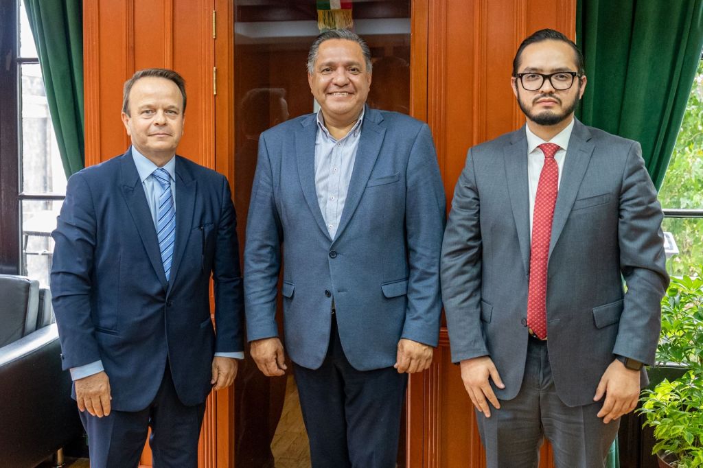 Continúa Ricardo Moreno su compromiso para ampliar inversiones en la&nbsp;capital.