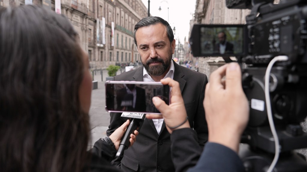 Programas Sociales serán Prioridad en PEF 2026: Diputado Federal de Morena Arturo Ávila Anaya tras Reunión de Diputadas y Diputados con Secretario de&nbsp;Hacienda.