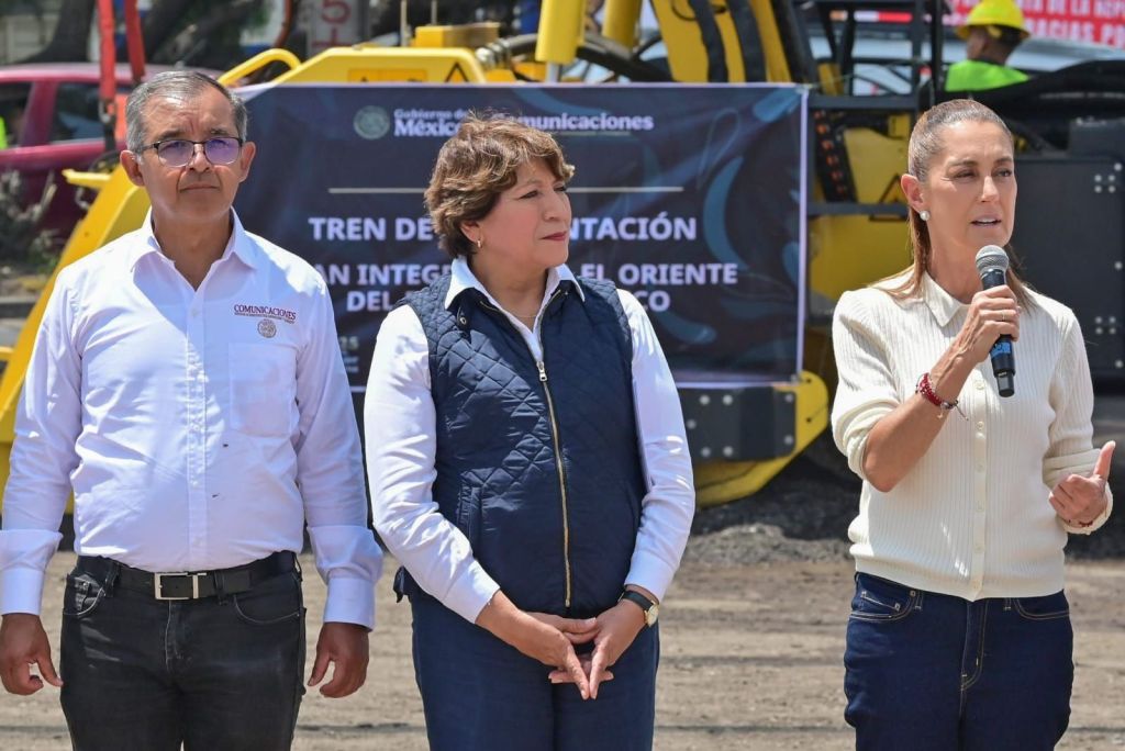 Presidenta Claudia Sheinbaum y Gobernadora Delfina Gómez arrancan modernización vial en el Oriente del Edoméx con trenes de&nbsp;pavimentación.