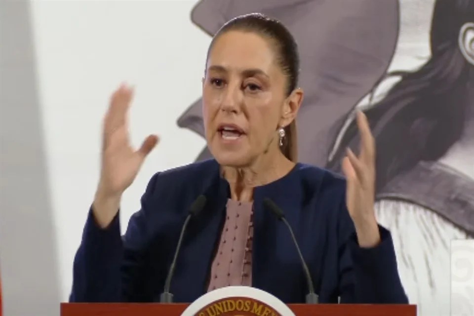 Gobierno debe pagar “maldita deuda corrupta” de Pemex que adquirieron Calderón y Peña Nieto, dice&nbsp;Sheinbaum.