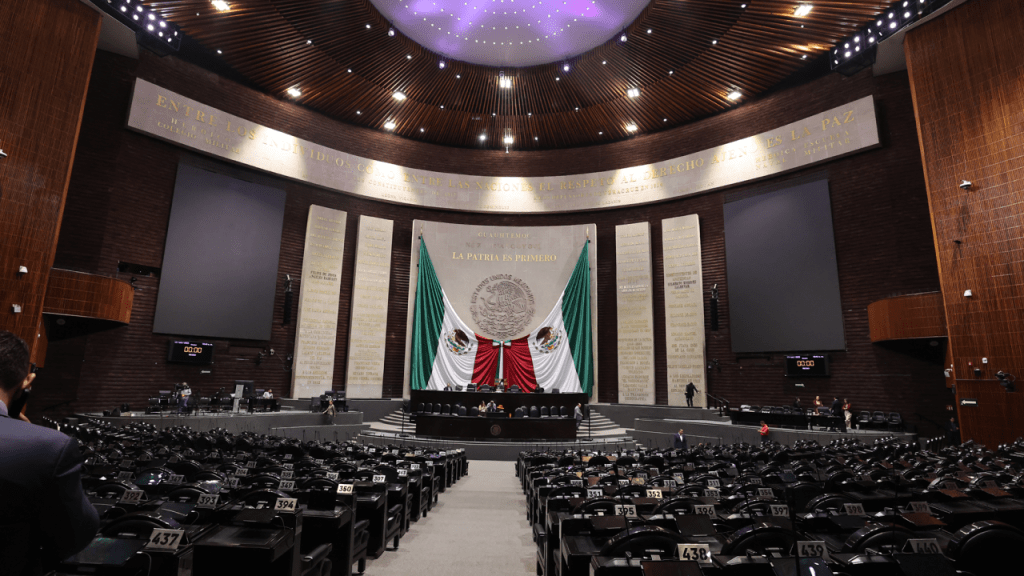 Ley de Ingresos avanza en la Cámara de Diputados entre reclamos por deuda y falta de reforma&nbsp;fiscal.