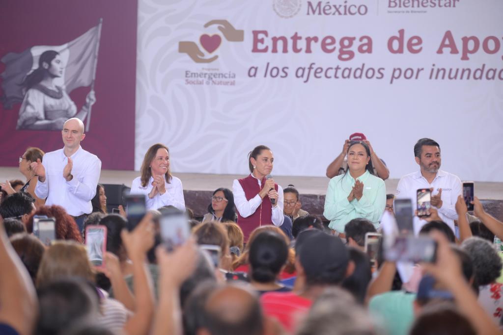 Presidenta Claudia Sheinbaum Pardo llega a Poza Rica, Veracruz, para Supervisar Personalmente la Entrega de Apoyos y Trabajos de&nbsp;Limpieza.