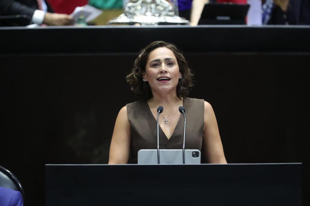 Aprueba Cámara de Diputados Federal iniciativa de La Diputada Federal del PRI Abigaíl Arredondo Ramos que Prohíbe Bebidas Energizantes a&nbsp;Menores.