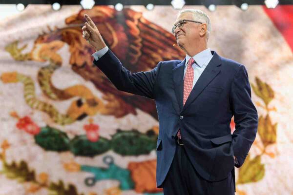 Corte desecha primer amparo de Grupo Elektra; Salinas Pliego deberá pagar crédito fiscal por 33 mil 306 millones de&nbsp;pesos.