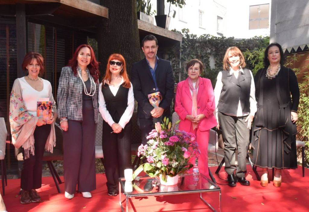 “Mujeres que rompieron el techo de cristal” comparten manifiesto de&nbsp;resiliencia.