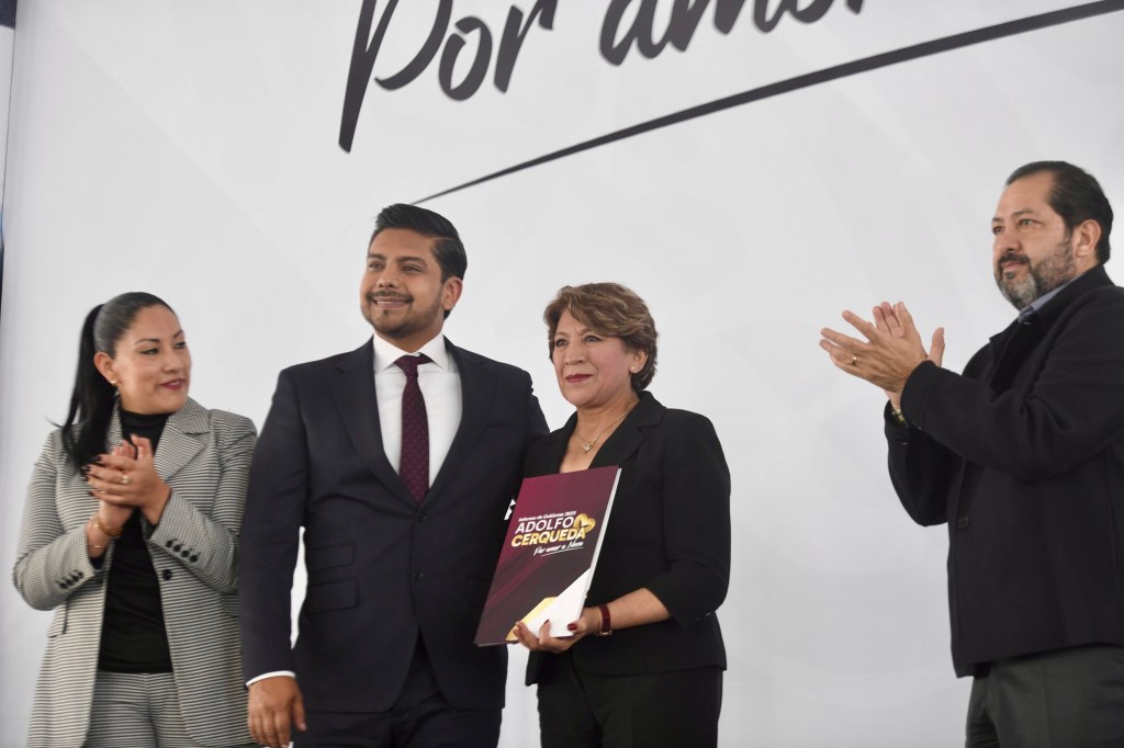 Asiste Francisco Vázquez a informe del alcalde de&nbsp;Nezahualcóyotl.