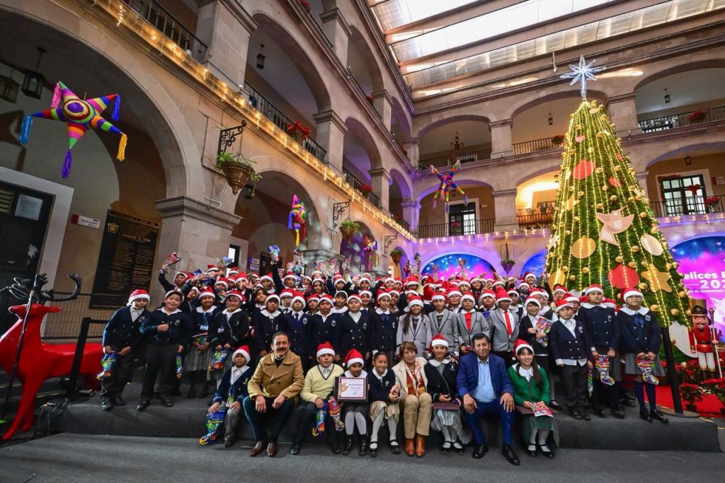 Gobernadora Delfina Gómez abre Palacio de Gobierno al talento coral infantil del&nbsp;EdoMéx.