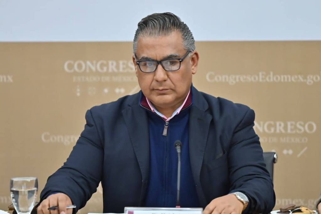 El trabajo en el Congreso del Estado de México, no tiene descanso, más derechos, programas y mejores servicios para nuestros&nbsp;vecinos.