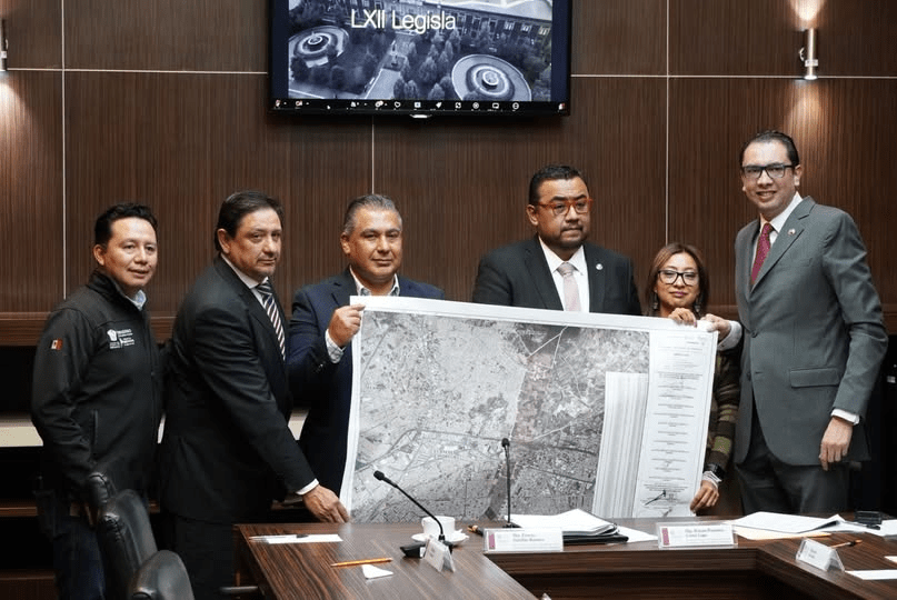 Después de 29 años de incertidumbre jurídica. Hoy la Comisión de Límites territoriales del Congreso del Estado de México, avanza en Aprobar finalmente que las Familias de las Col. Lázaro Cárdenas y la Laguna de Chiconautla pertenecen a Ecatepec y no a&nbsp;Acolman.