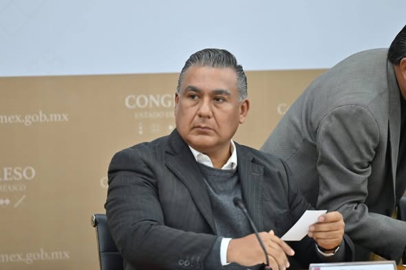 Frente al fracaso de la Fiscalía del Estado que encabeza José Luis Cervantes; para combatir y reducir la extorsión, venta de drogas, desaparición de personas, etc, etc, hoy aprobamos reformas para facultar y fortalecer a la Secretaría de Seguridad. Y, haga lo que la Fiscalía no&nbsp;pudo.