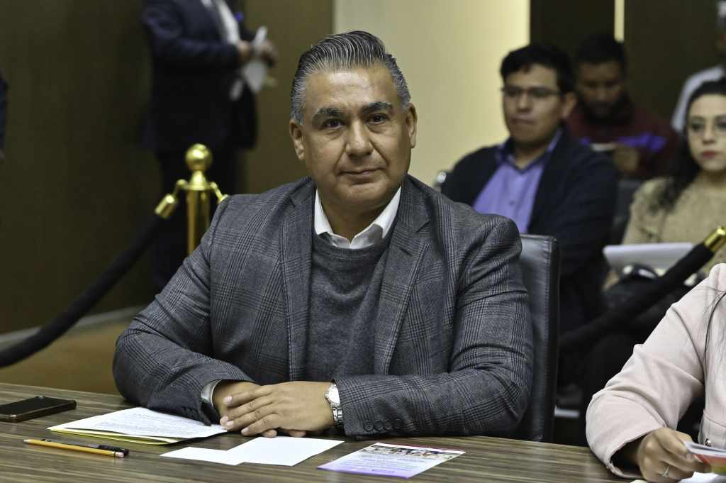 IA facilitará trámites digitales para mexiquenses: Samuel Ríos.
