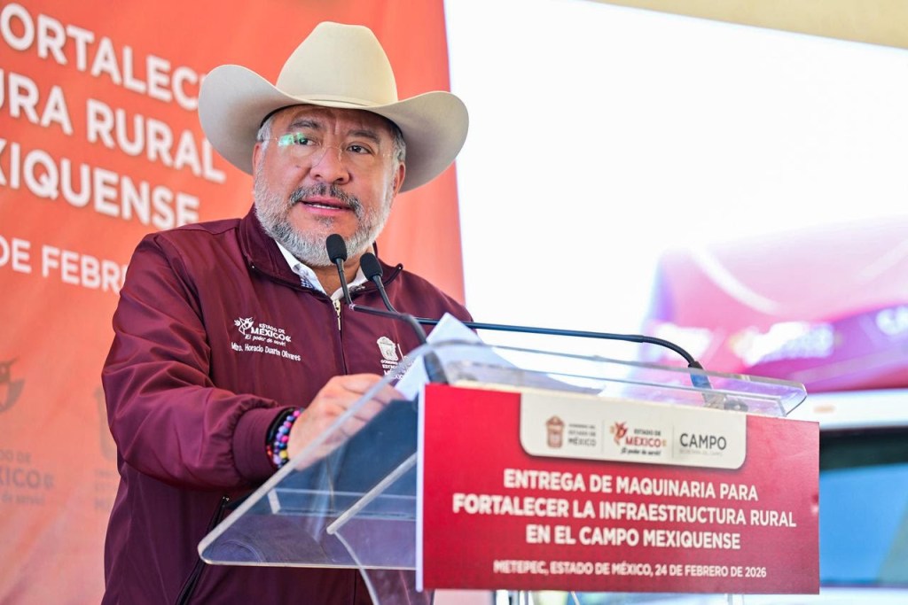 Gobierno de Delfina Gómez pone a disposición de productores agrícolas 12 máquinas y vehículos para la tecnificación y uso eficiente del agua; invierte casi 50 mdp