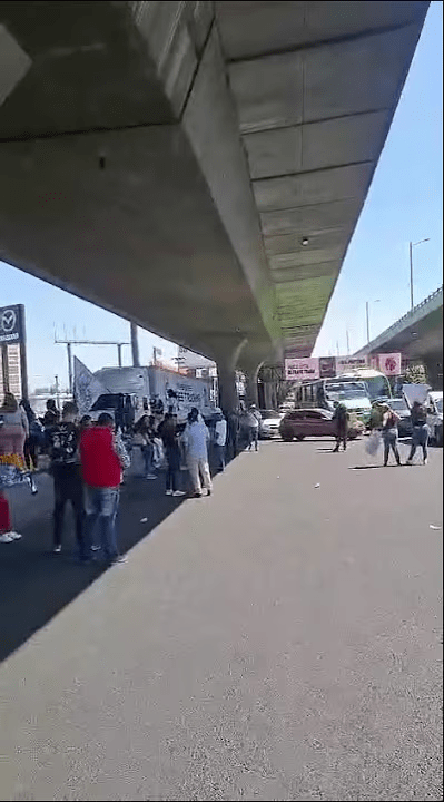 Bloqueo en Periférico: El clamor de las familias frente a la clausura de centros de rehabilitación.&nbsp;VIDEO.