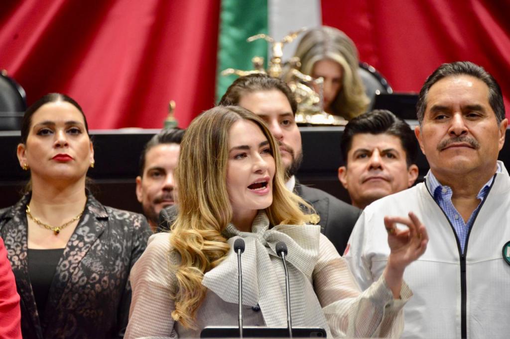 Propone Diputada Federal del PRI Ariana Rejón Lara Ampliar y Homologar Licencias de Maternidad y&nbsp;Paternidad.